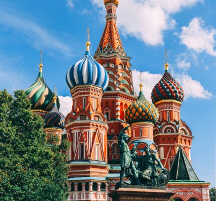 Robert Woodland's Arrest in Russia: Navigating the Complexities of Dual Citizenship and Drug Charges