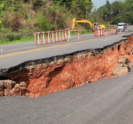 Taiwan Earthquake: Rescue Operations in Action